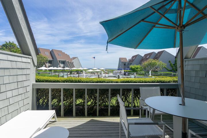 The Surf Club