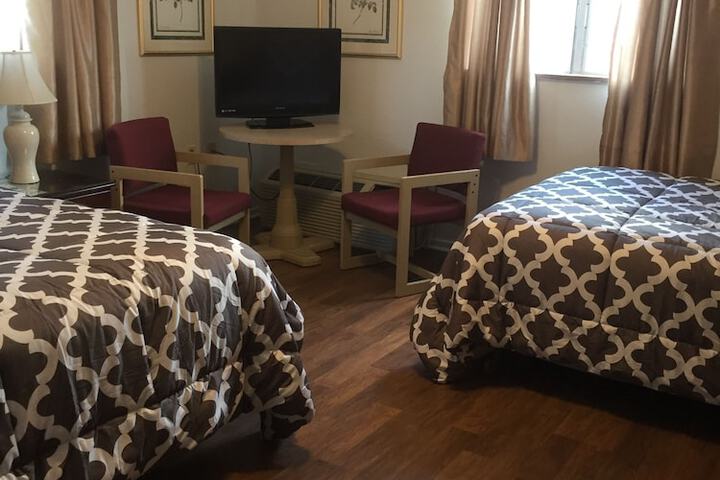Room 18 of 24