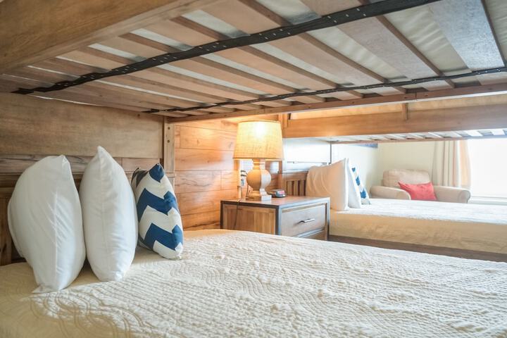 Blue Lakes Inn & Extended Stay