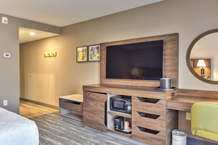Room 14 of 30