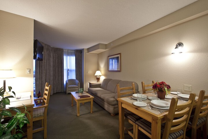 Room 15 of 44