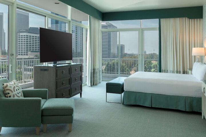 The Beverly Hilton