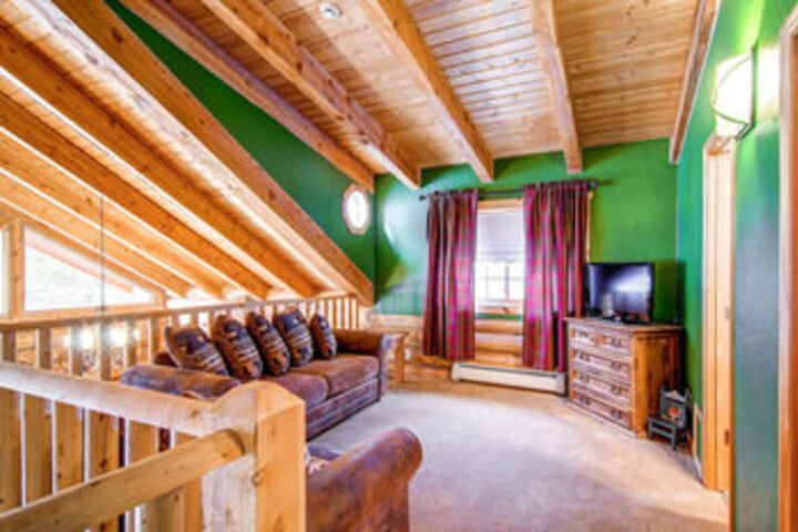 Snowshoe Retreat Boreas Pass by Pinnacle Lodging