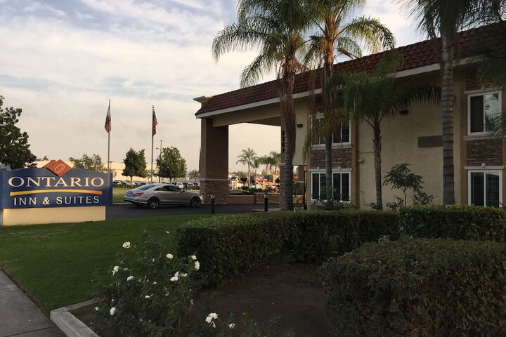 Ontario Inn & Suites