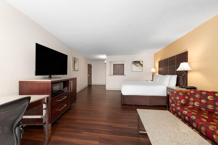 Wyndham Riverfront Little Rock