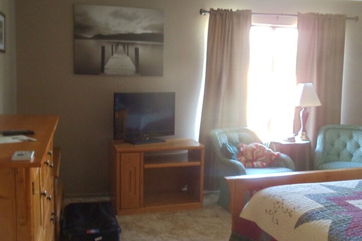 Room 43 of 85