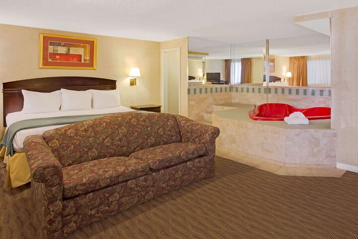 Days Inn by Wyndham Silver Spring