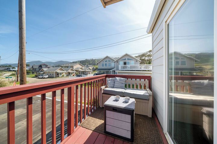 Rockaway Beach Vacation Rental: Pets Welcome!