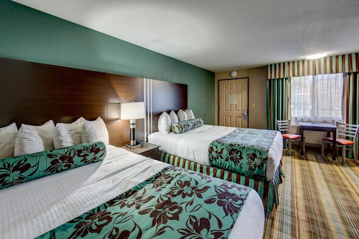 Room 8 of 27