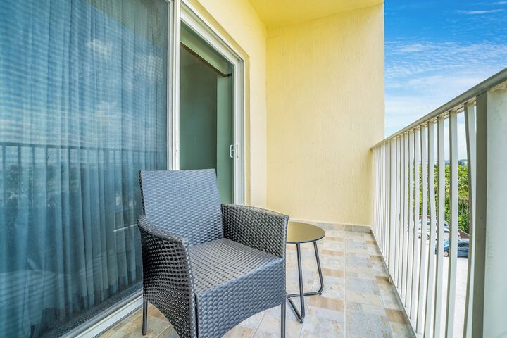 Terrace/Patio 37 of 38