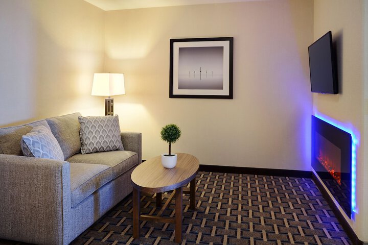 Room 12 of 29