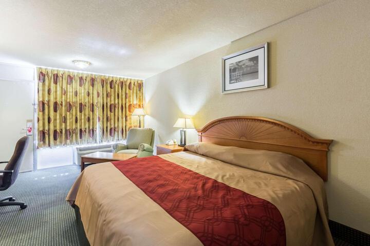 Econo Lodge Baytown
