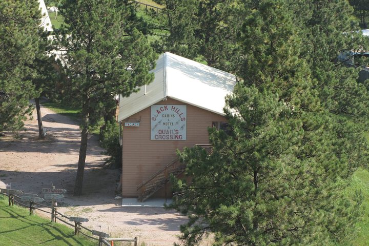 Black Hills Motel at Quails Crossing