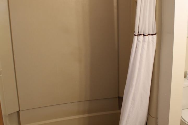 Room 161 of 247