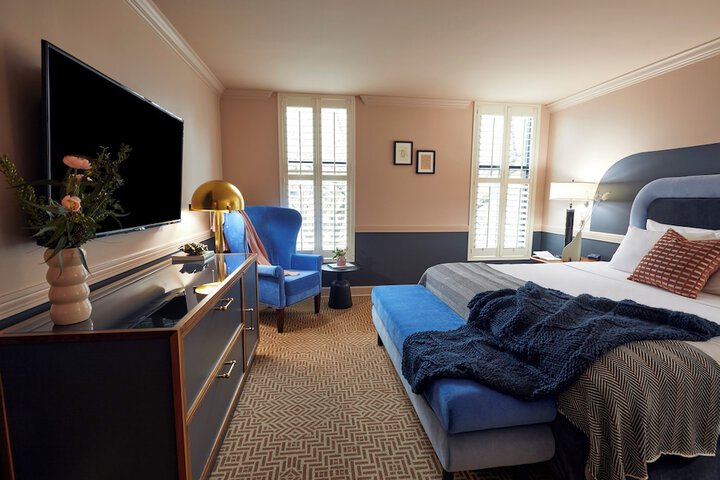 The Oliver Hotel