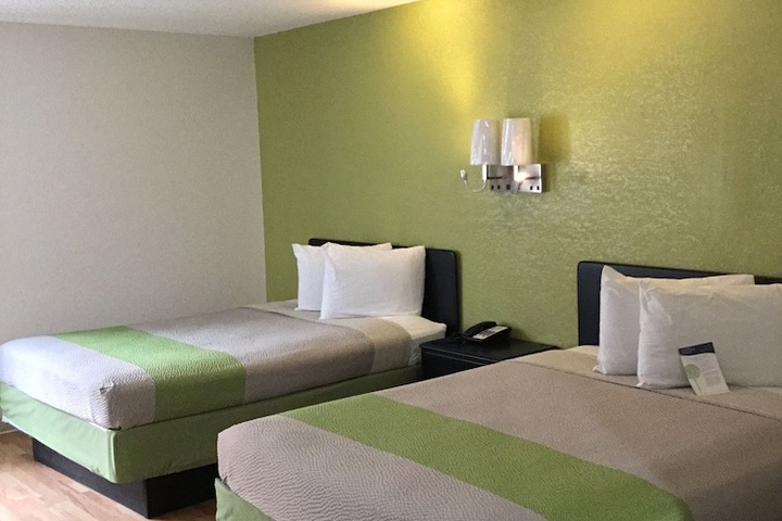 Room 30 of 41