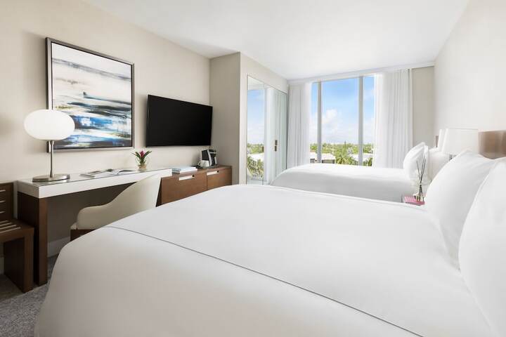 Room 50 of 104