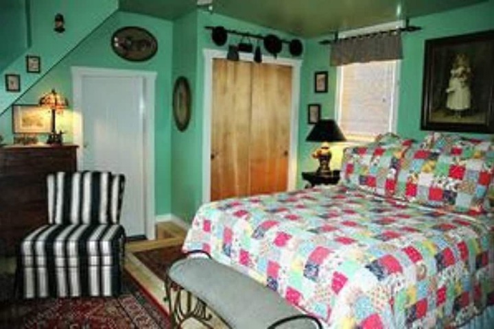 Room 25 of 50