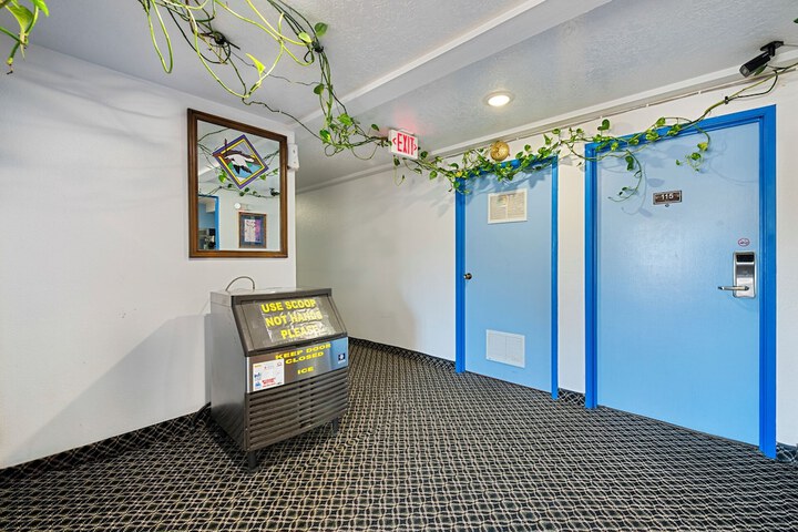 Budget Motel