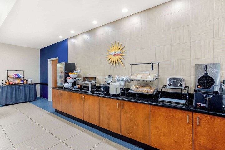 Spark by Hilton Plainfield Indianapolis