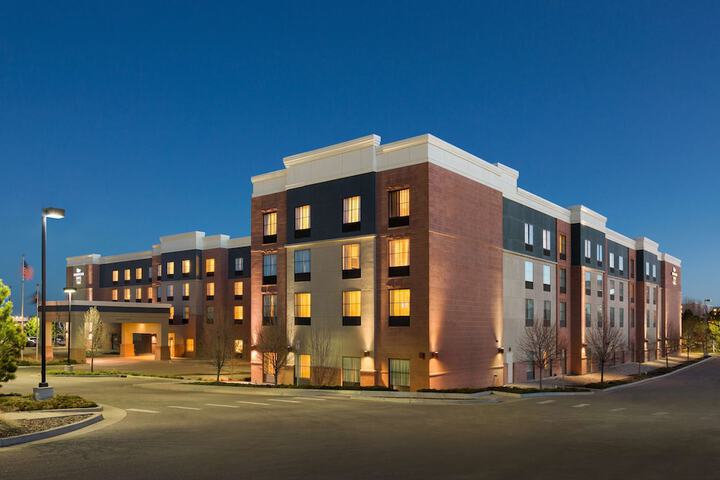 Hotel 3 of 48
