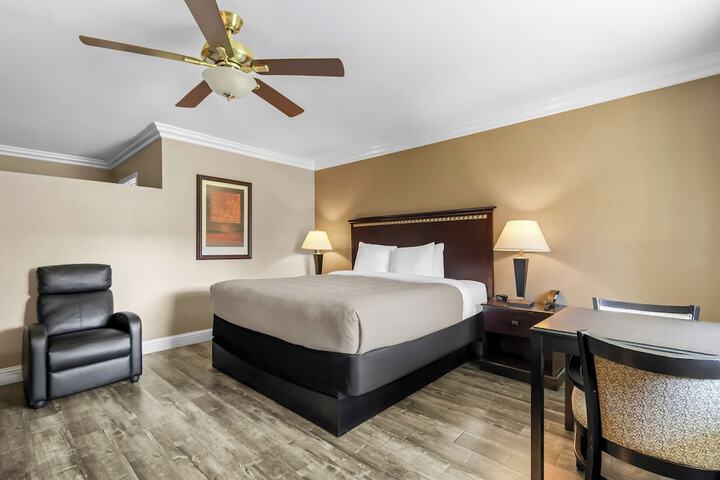 Quality Inn & Suites Santa Maria