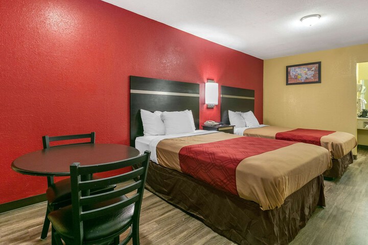 Room 18 of 27