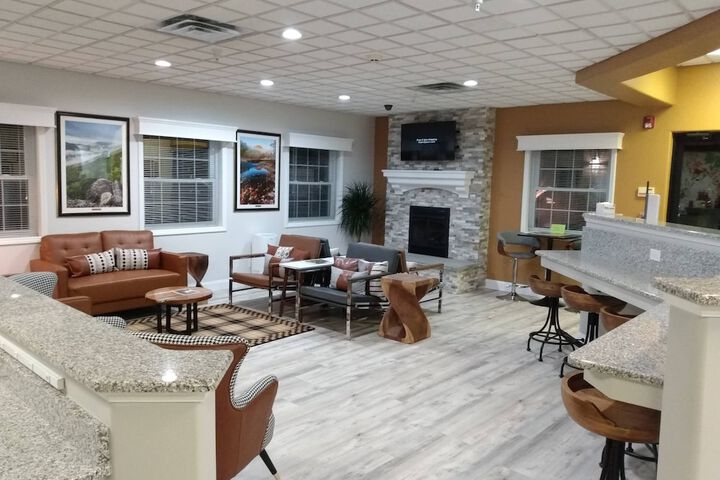 Hotel Interior 11 of 24