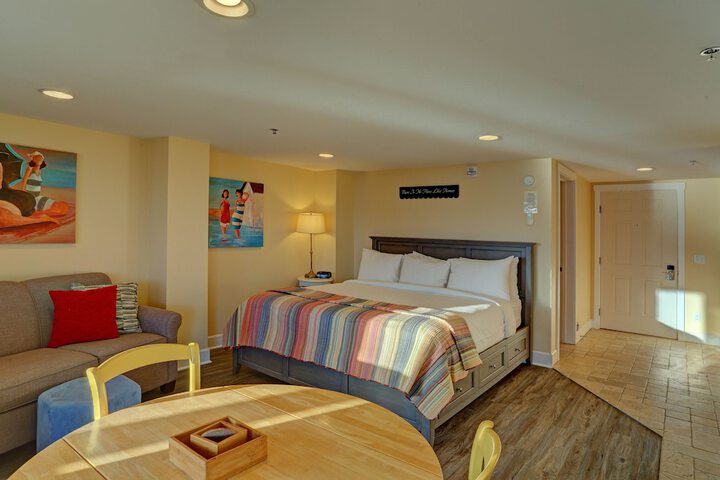 Room 84 of 183