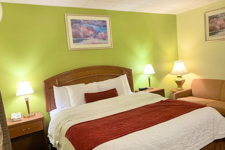 Room 44 of 67