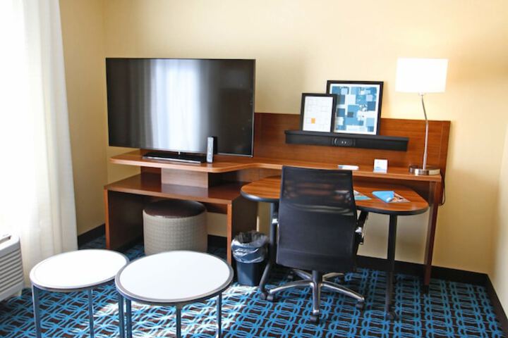 Room 16 of 44