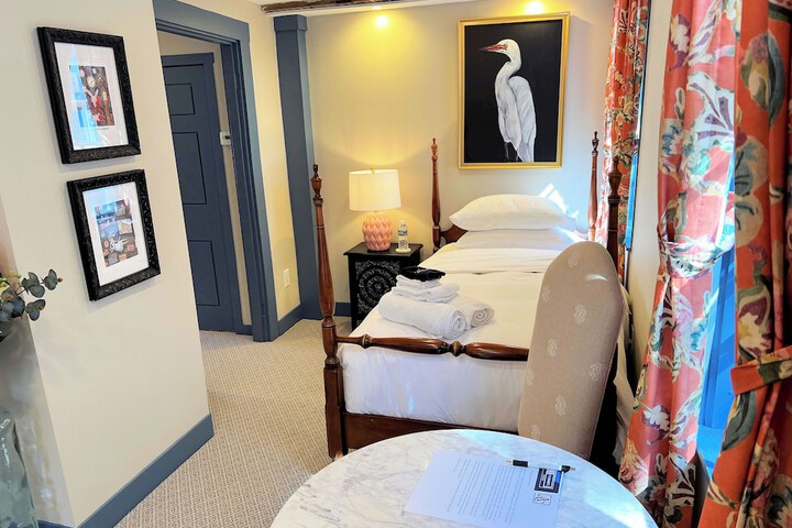 Sally Webster Inn