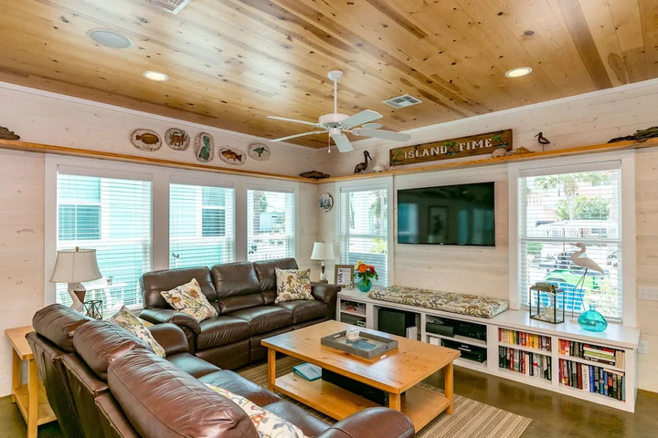 Sea La Vie 4 Bedroom Home