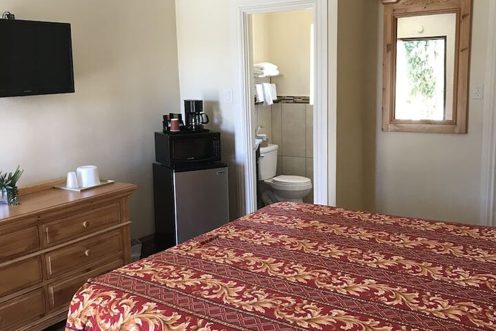 Room 27 of 41