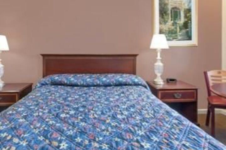 Knights Inn Grand Blanc