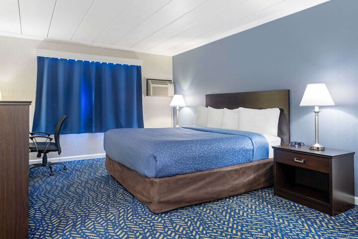 Econo Lodge Hicksville - Long Island