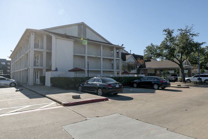 Hotel 2 of 24
