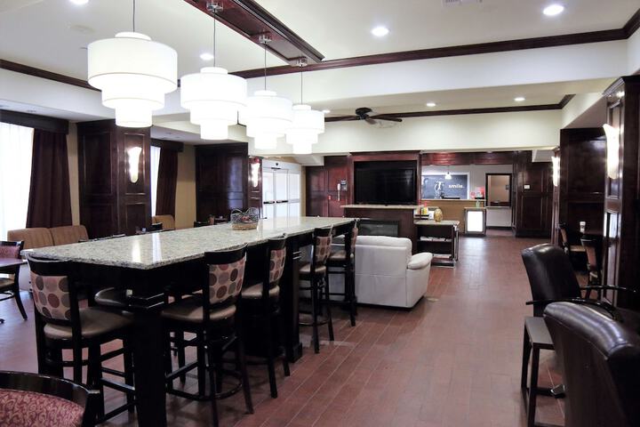 Hotel Interior 32 of 123