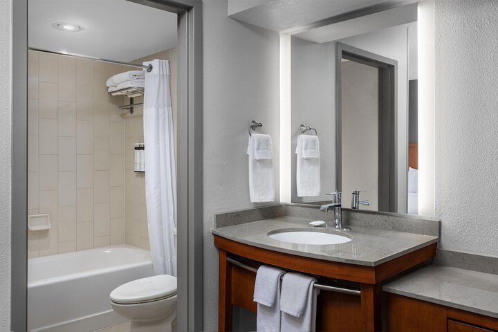 Hyatt Place Atlanta Airport-South