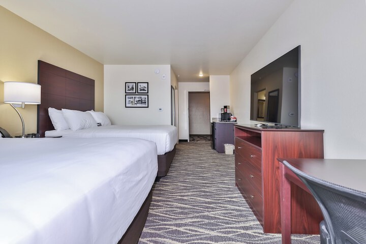 Cobblestone Hotel & Suites - Monte Vista