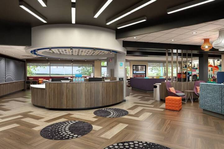 Tru by Hilton Edinburg