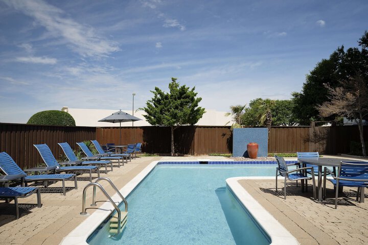 Pool 6 of 67