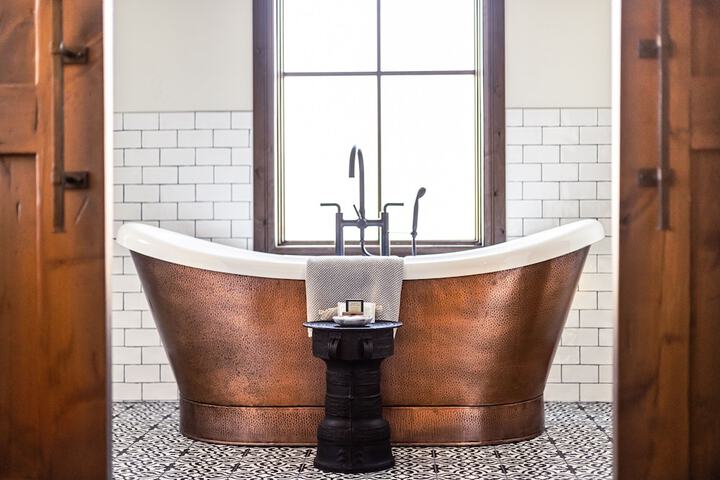 Bishops Lodge Auberge Collection