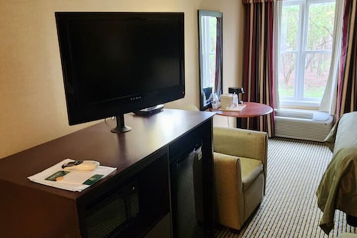 Room 35 of 57