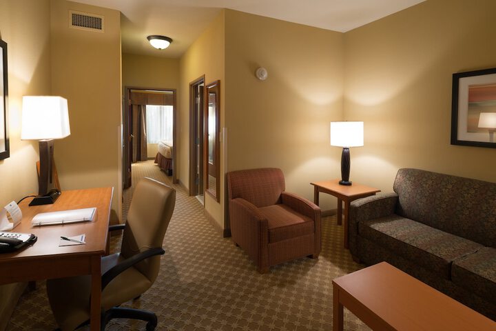 Room 11 of 42