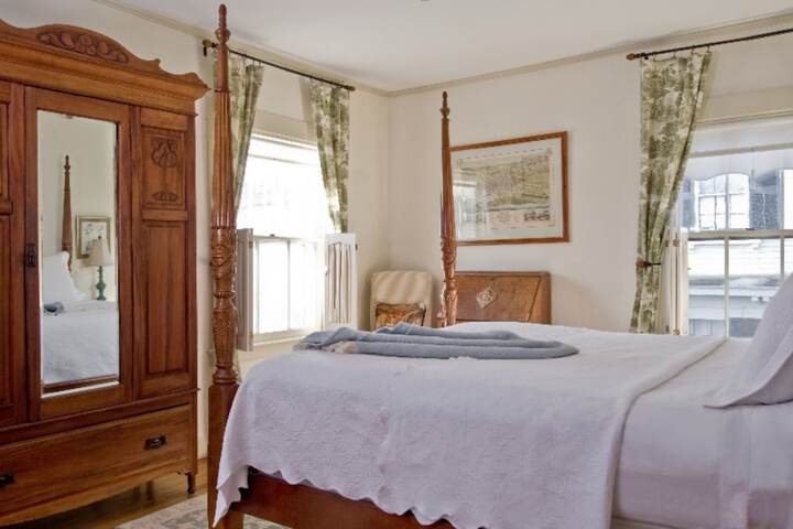 Room 20 of 47