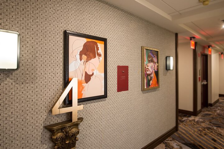 Ballroom/Hall 81 of 92