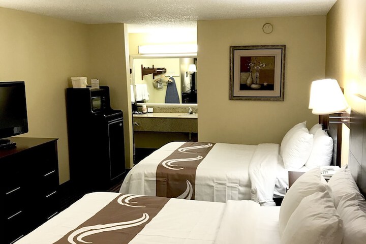 Room 17 of 20