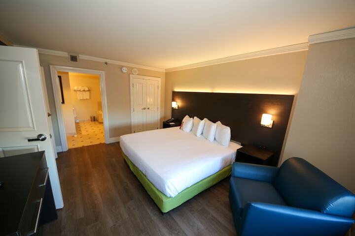 Room 38 of 67