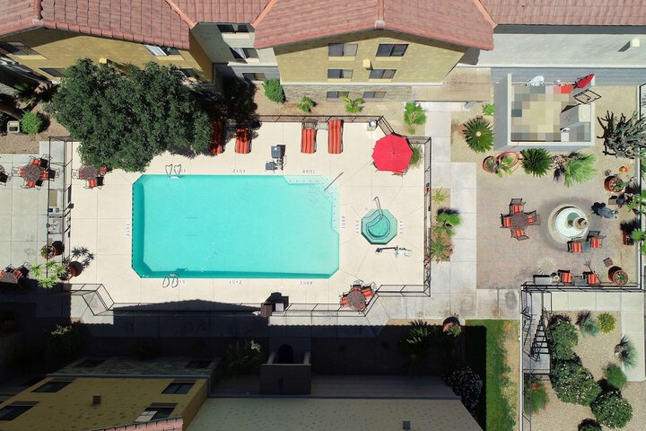 Hotel 7 of 50